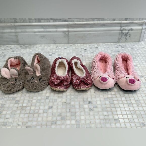 Lot of Three Girls/Women’s House Shoes Slippers (Pink Sequin, Rabbit, Pig) - Picture 2 of 12